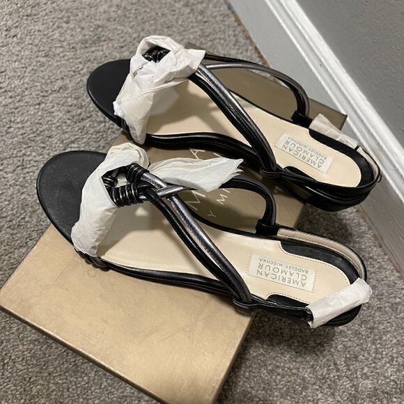 American Glamour byBadgley Mischka leather sandals - Picture 2 of 10